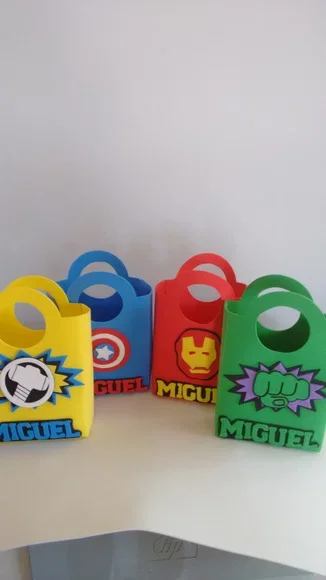 Sacolinha surpresa vingadores - Imagem 1
