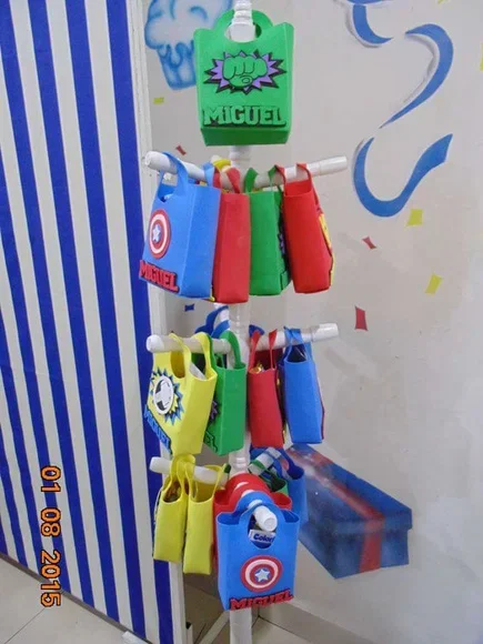 Sacolinha surpresa vingadores - Imagem 3
