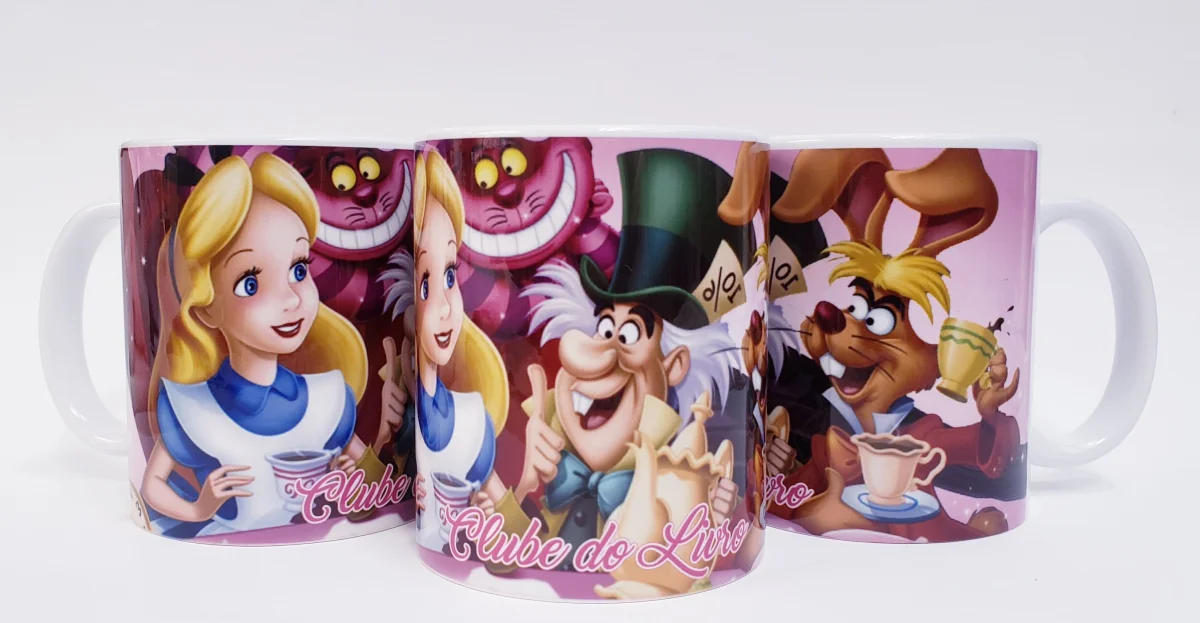 Caneca personalizada aniversario Alice no País das Maravilhas