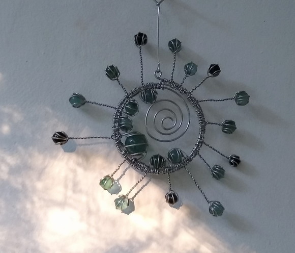 Suncatcher Segundo Sol Pequeno em Tons de Verde - Imagem 4