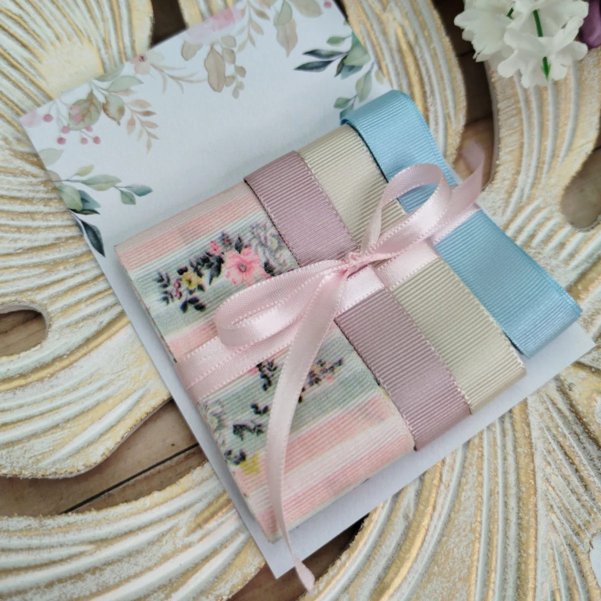 Kit de Fitas Floral Vintage Pastel — Gorgurão Estampado, Lilás, Nude e Azul Bebê