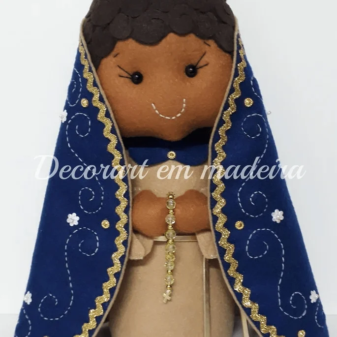 Nossa Senhora de Aparecida boneca santinha em feltro
