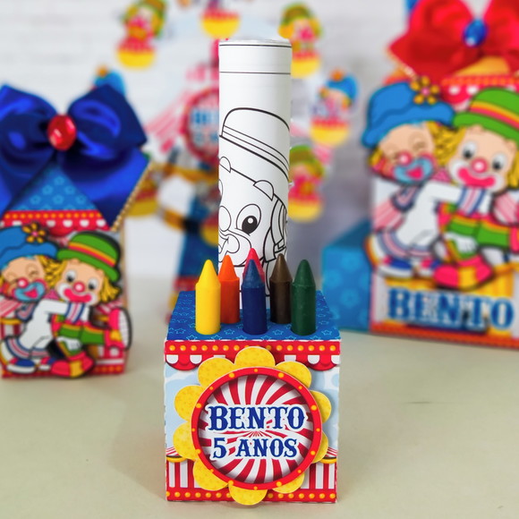 Kit Colorir com Giz de Cera Patati Patatá