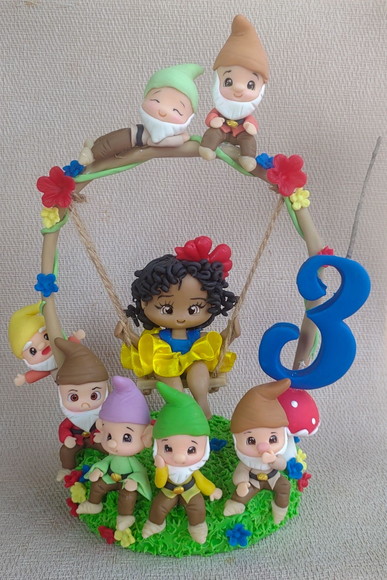 Topo de Bolo Branca de Neve no Balanço