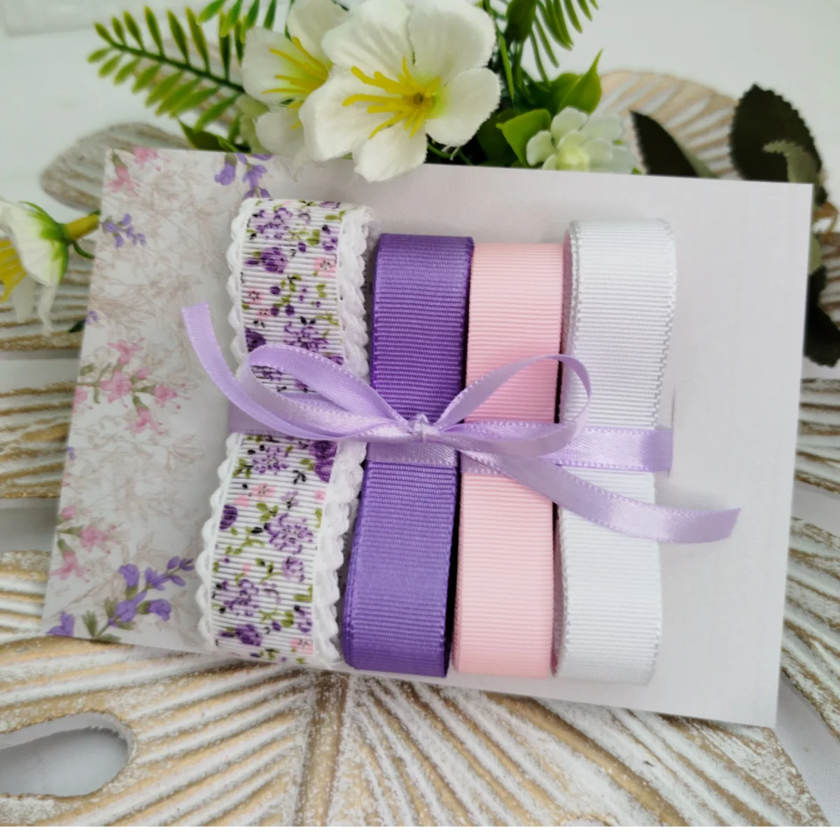 Kit de Fitas Lilás Floral — Gorgurão Liso e Estampado para Artesanato