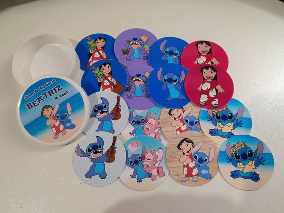 Jogo da Memória na Latinha (plástica) Stich e Lilo