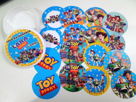 Jogo da Memória na Latinha (plástica) Toy Story