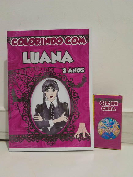 Kit de Colorir Wandinha Adams