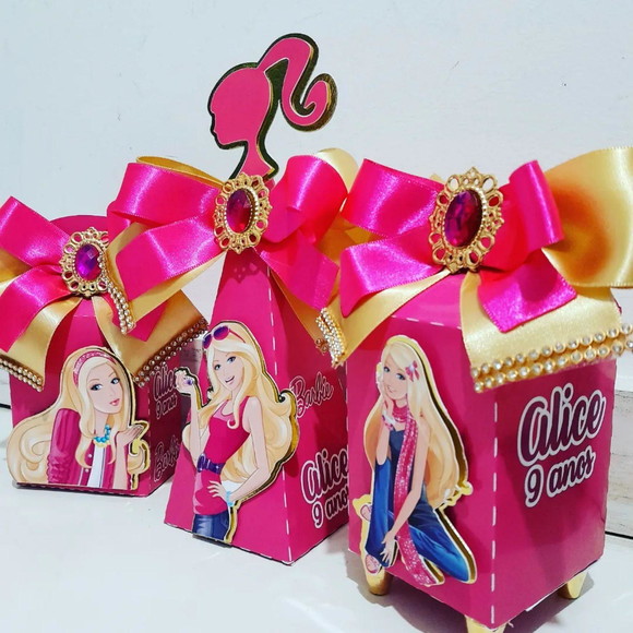 Kit Festa Personalizada Barbie Luxo Supremo 30 Peças
