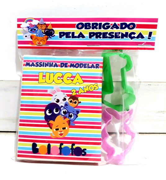 Massinha modelar com forminha personalizada Pop it