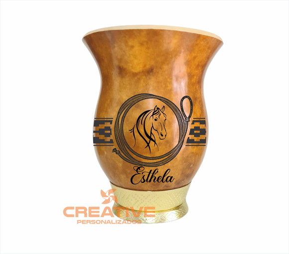 Cuia chimarrão com pé dourado gravada a laser faixa pampa