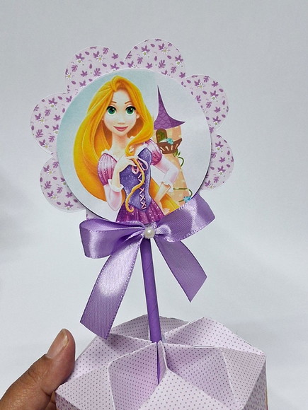 Centro de Mesa Rapunzel - Imagem 3