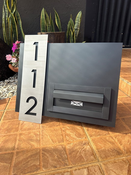 Algarismo Residencial Acm+inox com Caixa de Correio 51x45
