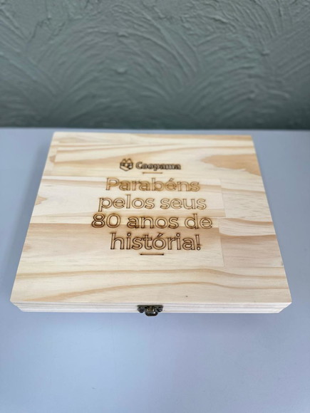 Estojo de Homenagem Pinnus - 23x27cm