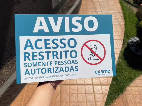 Placa Acesso Restrito Somente Autorizada Modelo Caulim 30x20