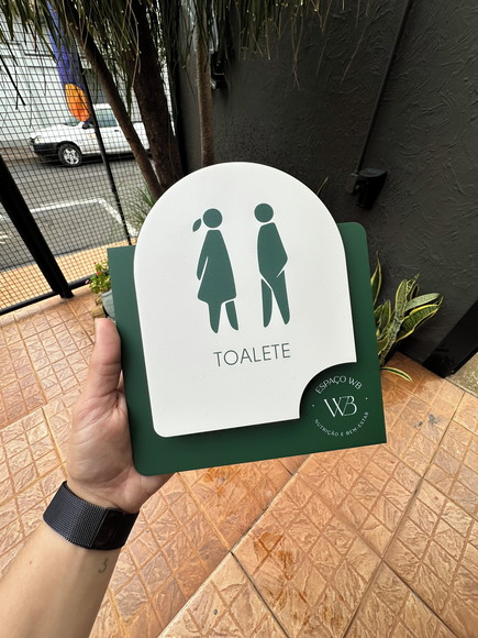 Placa de Identificação de Sala - Modelo Ágata