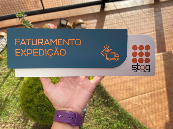 Placa de Identificação de Sala - Modelo Ametista