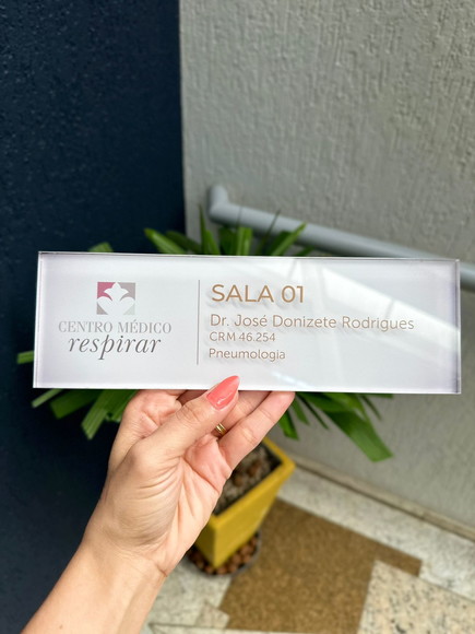 Placa de Identificação de Sala - Modelo Caulim Acrílico - Imagem 4