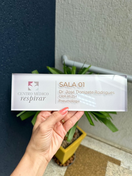 Placa de Identificação de Sala - Modelo Caulim Acrílico - Imagem 2