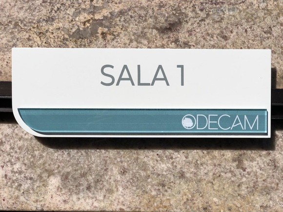 Placa de Identificação de Sala - Modelo Esmeralda