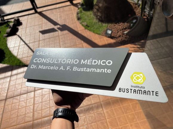 Placa de Identificação de Sala - Modelo Onix - Imagem 4