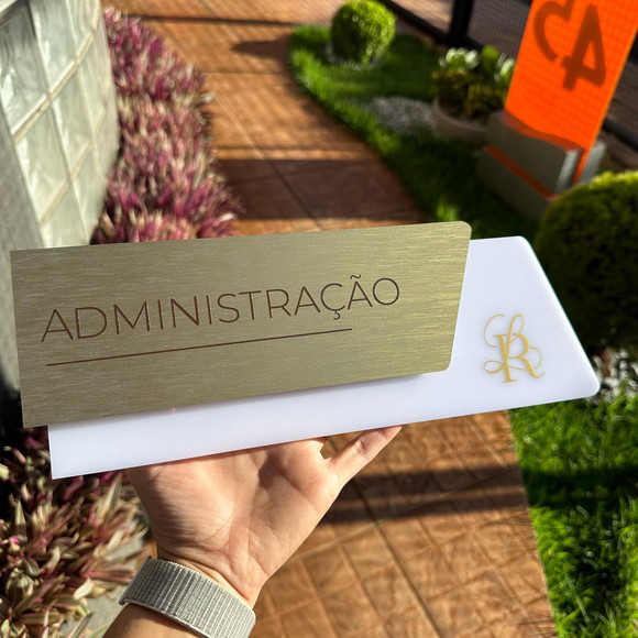 Placa de Identificação de Sala - Modelo Onix Acrílico