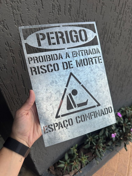 Placa em Alumínio para Decalque Espaço Confinado Stencil