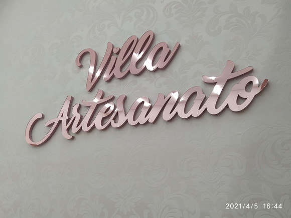 Recorte Acrílico Logotipo 900x400