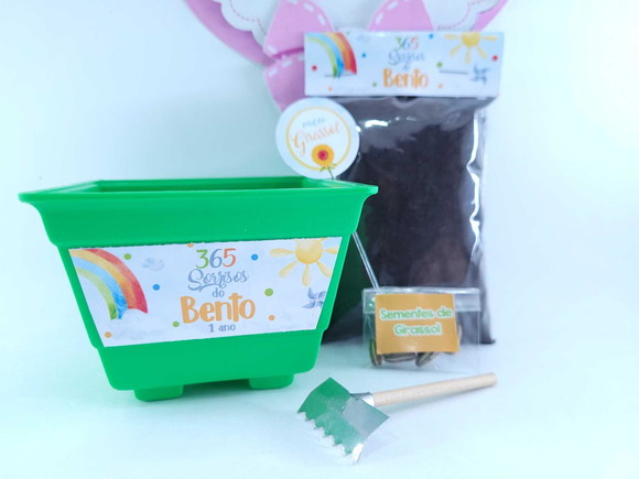 Kit Jardinagem 365 Sorrisos Primeira Volta ao Sol