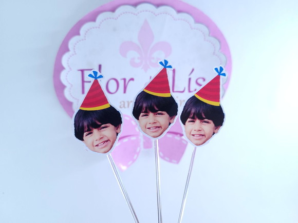 Topper de Doce Rostinho do Bebê com Foto e Chapeuzinho