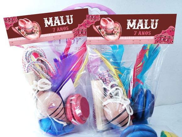Kit Diversão Festa Boiadeira com Corda Peteca Ioio Pião