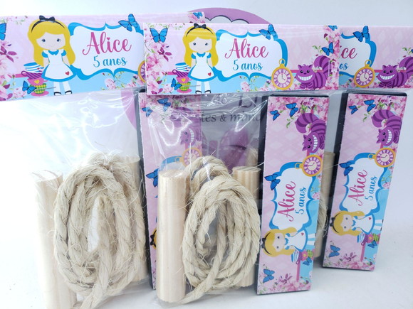 Kit Diversão Dominó e Corda Alice no País das Maravilhas