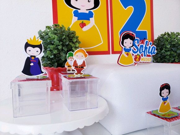 Kit Festa em Casa Branca de Neve Parede e Personalizados