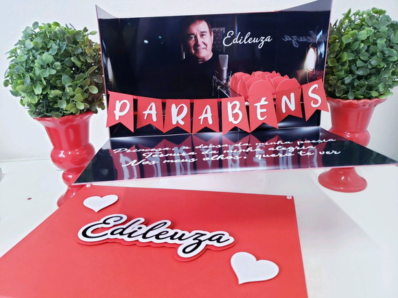 Festa na Caixa Cenário Explosão para Bolo Amado Batista
