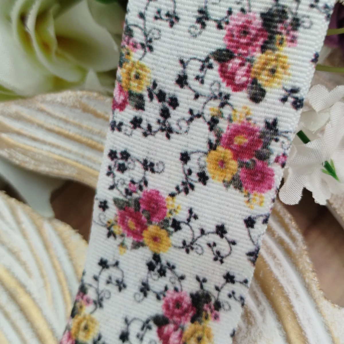 Fita Gorgurão 38mm Estampa Florzinhas Miúdas tons Rosinha e Amarelo - Imagem 1
