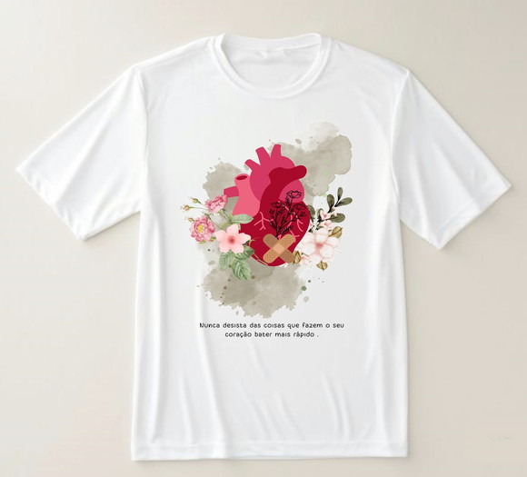 Camiseta Coração Florido