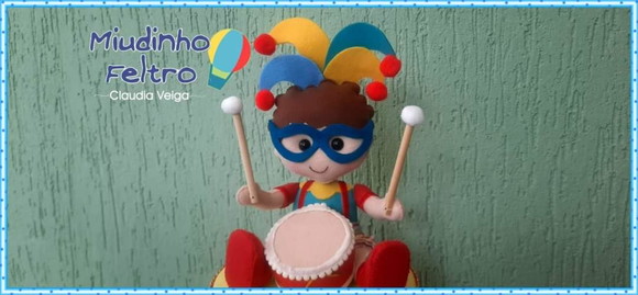 Menino Carnavalesco Fantasia