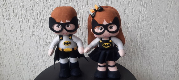 Menino e Menina Batman