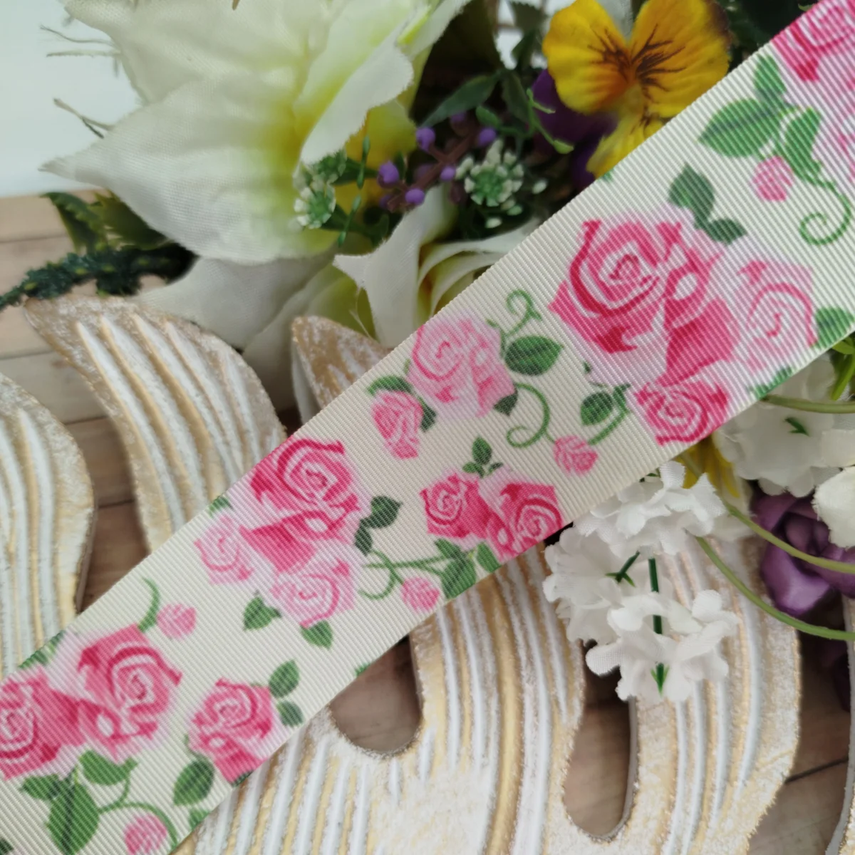 Fita Gorgurão 38mm No 09 Estampa Rosas Desenhadas em Tons de Rosa - Imagem 2