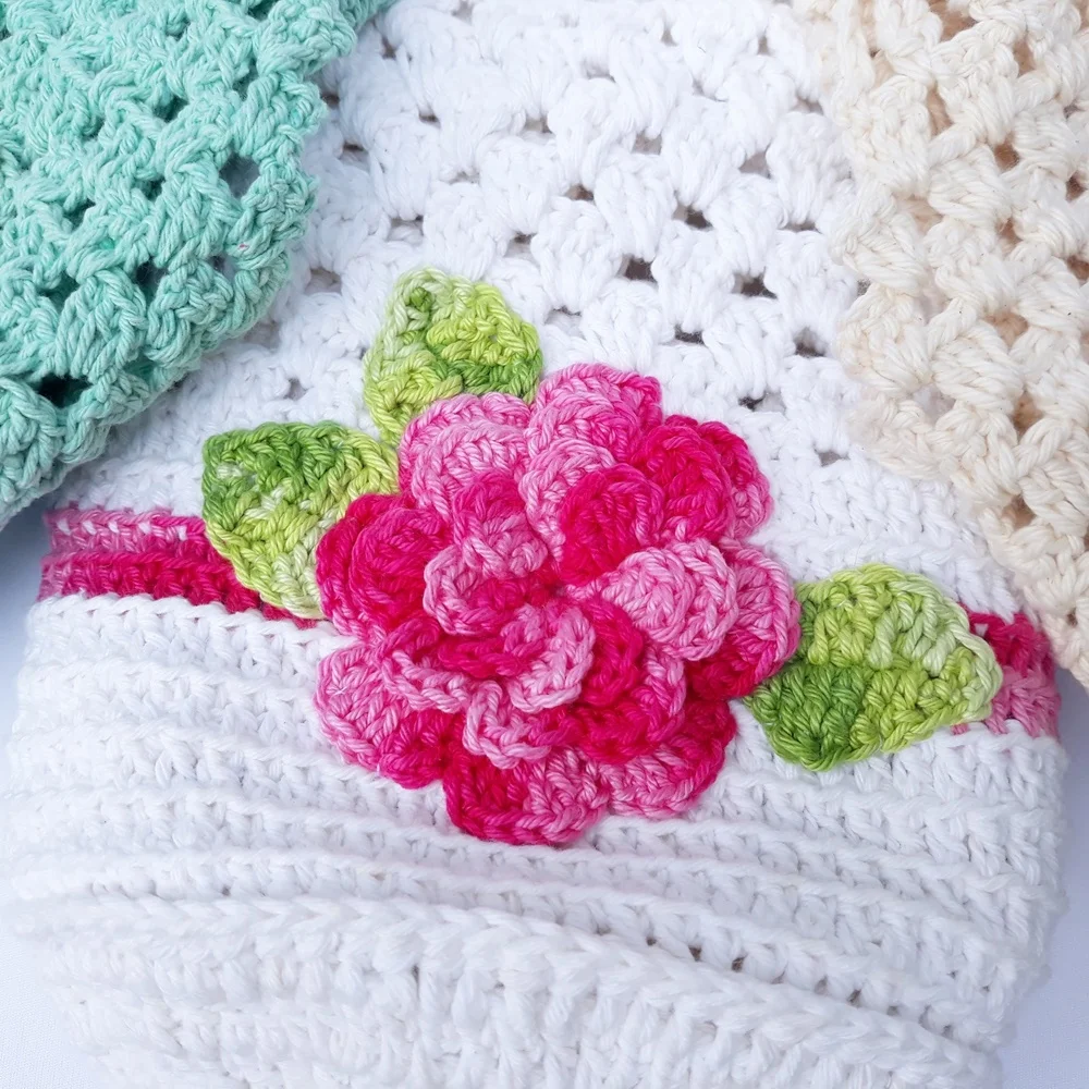 Porta Pratos em Crochê Av01 / Branco com Flor Rosa Mesclada - Imagem 4
