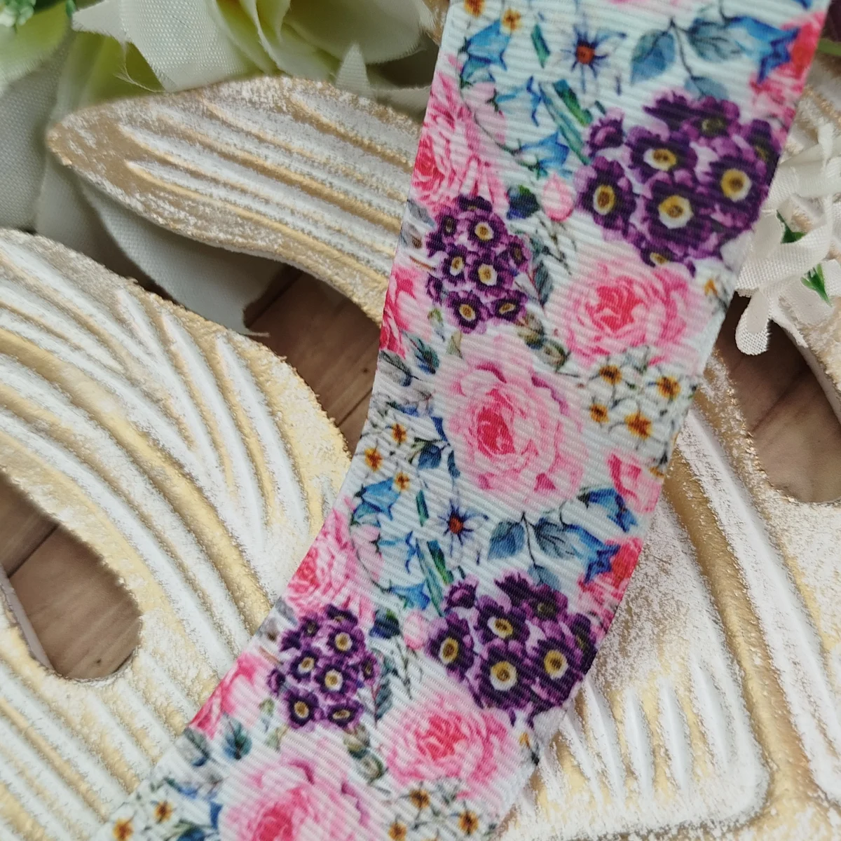 Fita Gorgurão 38mm No 09 Estampa Floral Colorida Rosa, Roxo e Azul - Imagem 2