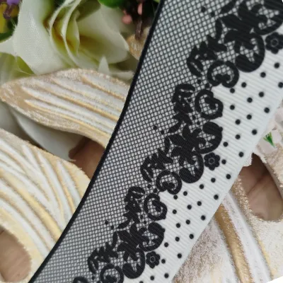 Fita Gorgurão 38mm No 09 Estampa Arabescos e Ornamentos Preto e Branco