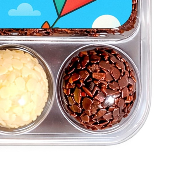 Embalagem Bolo Docinhos Personalizada Pipas - Imagem 2