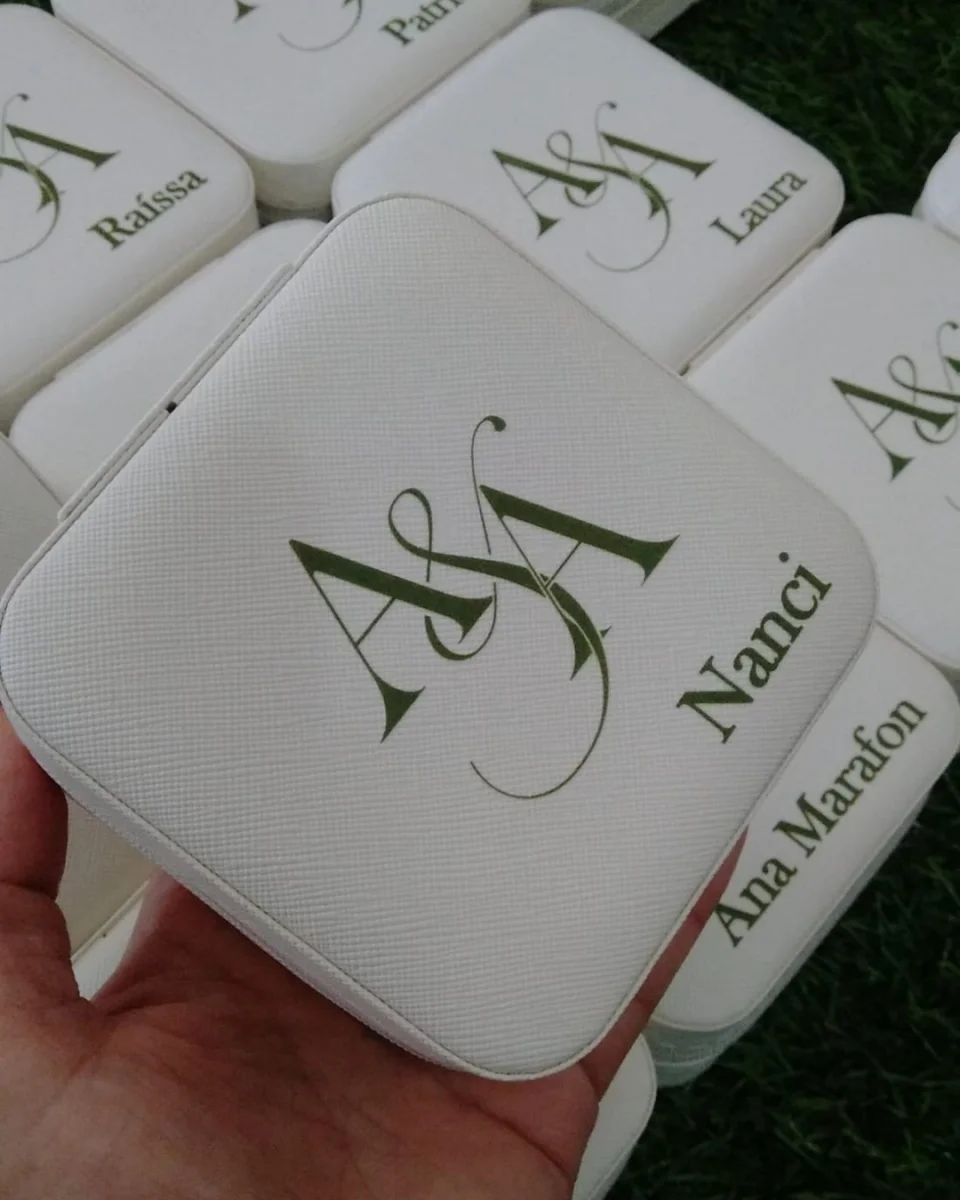Porta-Joias Personalizado com Nome | Presente para Madrinhas e Ocasiões Especiais