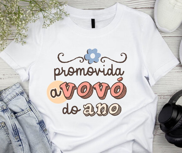 Camiseta Promovida a Vovó do Ano