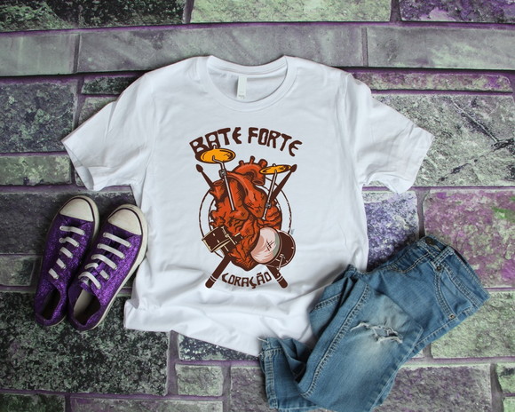 Camiseta Rock Bate Coração