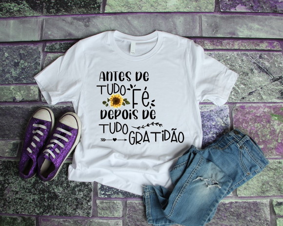 Camiseta Antes de Tudo Fé