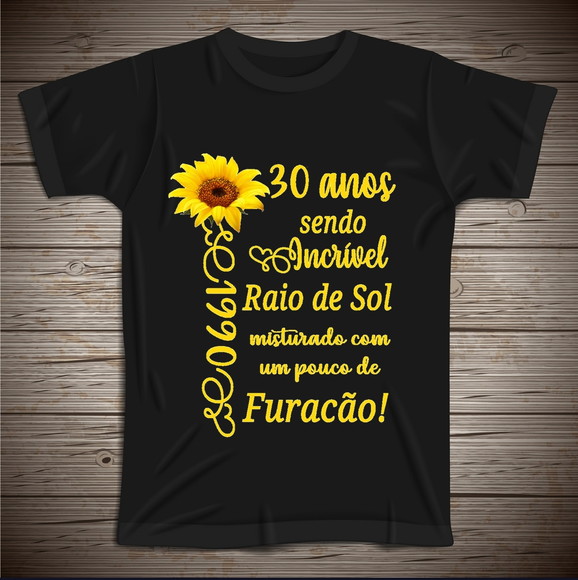 Camiseta Trinta Anos Sendo Incrível