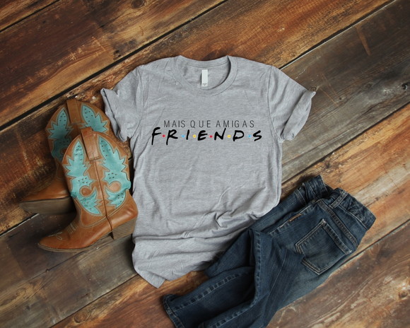Camiseta Mais Que Amigas Friends
