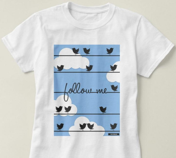 Camiseta Unissex Follow Me
